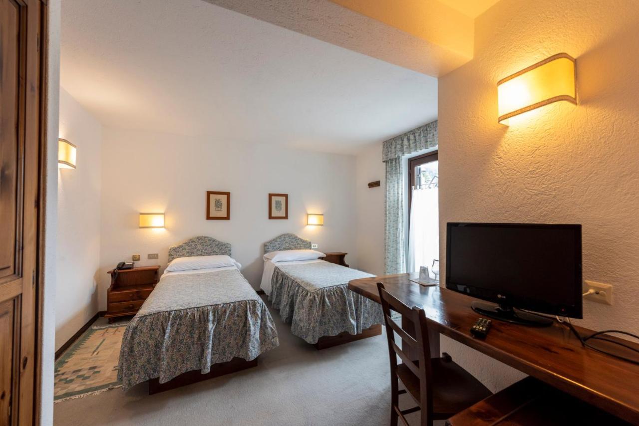 Hotel Triolet Courmayeur Luaran gambar