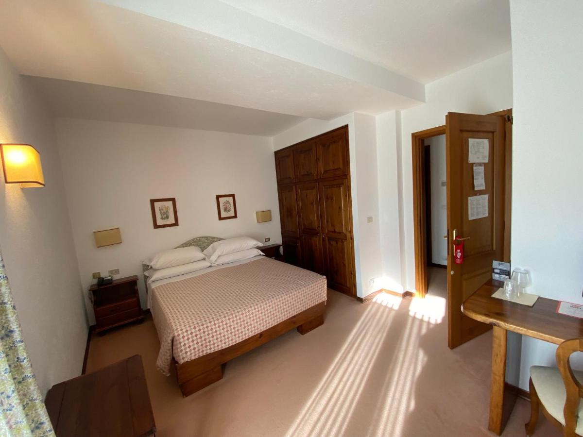 Hotel Triolet Courmayeur Luaran gambar