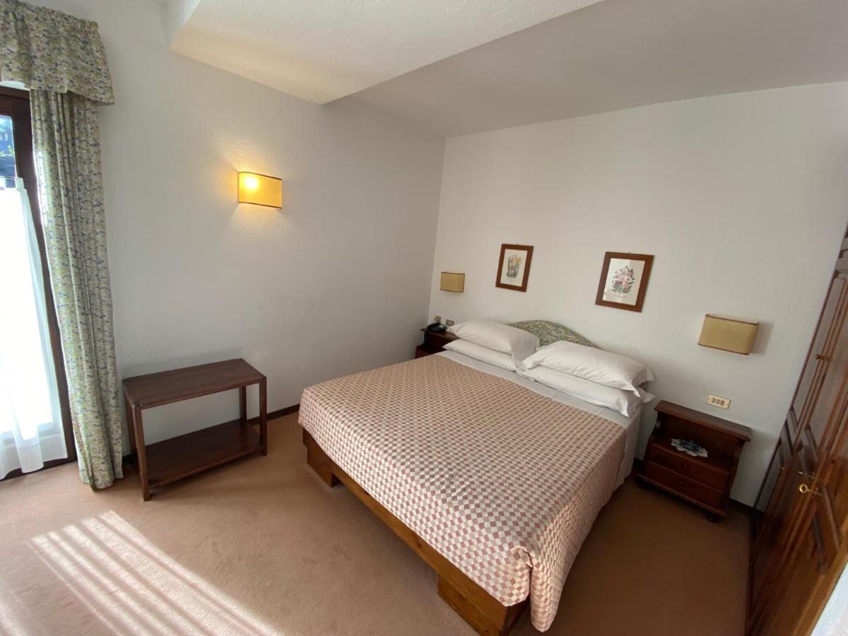 Hotel Triolet Courmayeur Luaran gambar