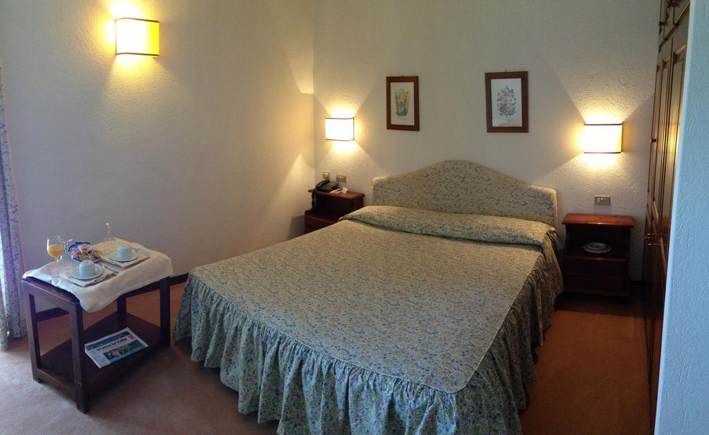 Hotel Triolet Courmayeur Luaran gambar