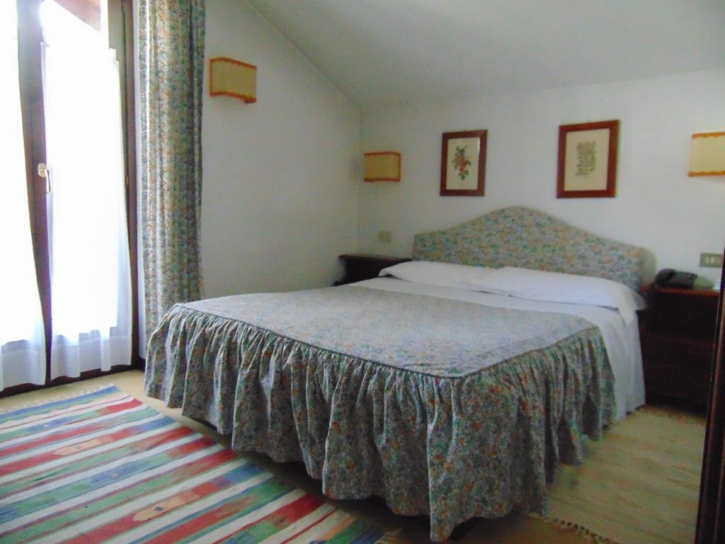 Hotel Triolet Courmayeur Luaran gambar