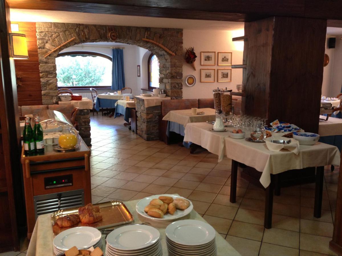 Hotel Triolet Courmayeur Luaran gambar