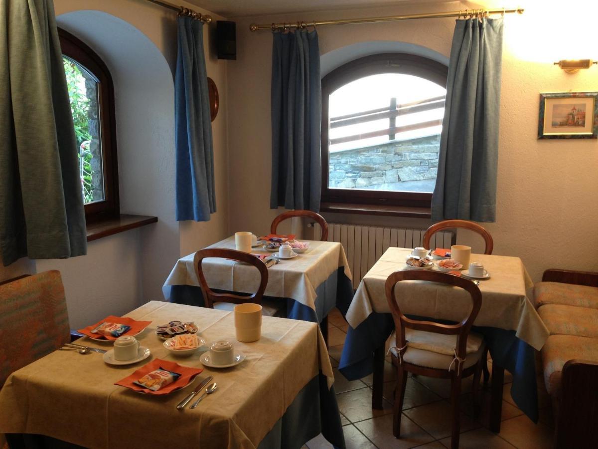 Hotel Triolet Courmayeur Luaran gambar